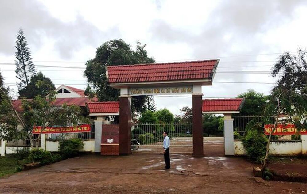 Chuyện 6 học sinh được nâng điểm để lên lớp 1