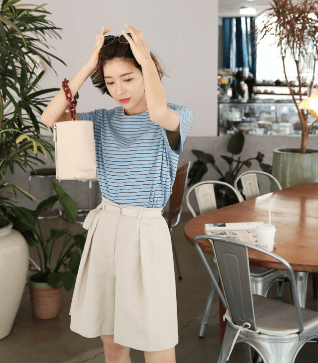 Lộ diện top 4 mẫu thời trang cực hot để chị em du xuân 2020 3