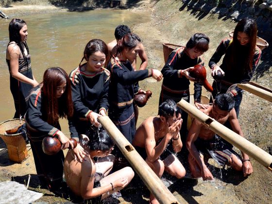 Lễ hội bến nước của người Ê Đê